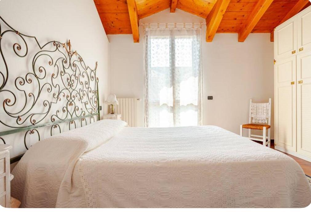 Apartamento Il Nido Della Cicogna Certosa di Pavia Exterior foto